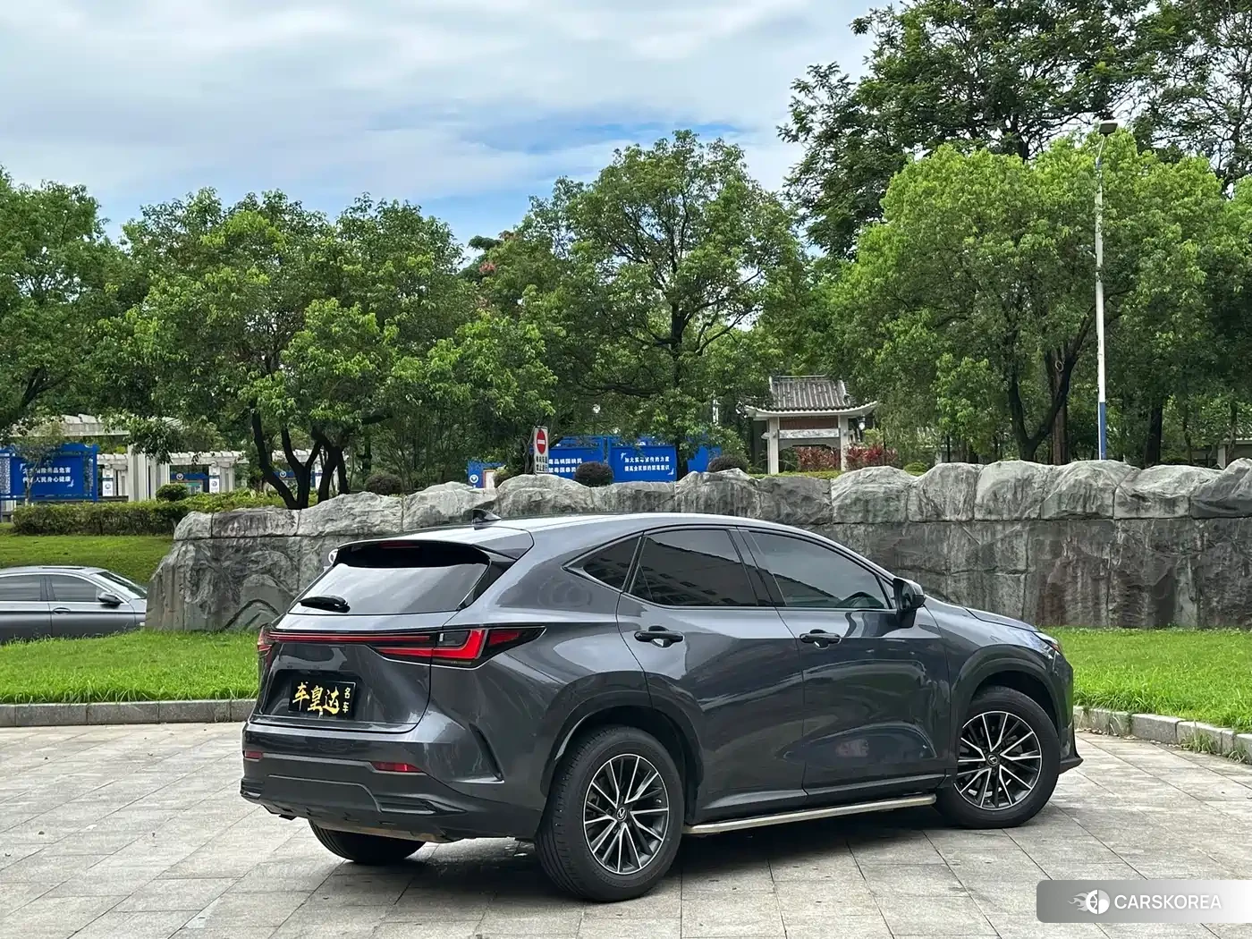 Lexus NX id 4565271 из Китая 9