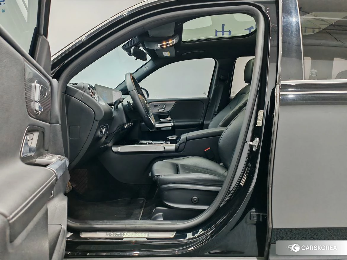 Mercedes-Benz GLB id 4515216 из Китая 14