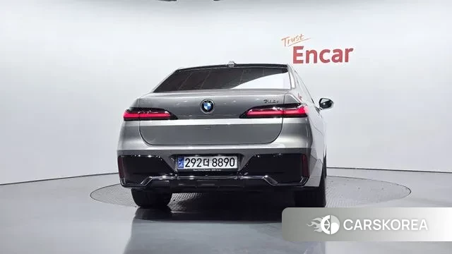 BMW 7 Series (G70) id 3518103 из Кореи 14