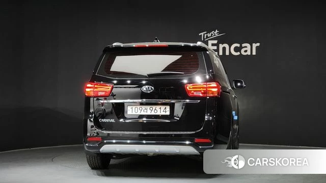 Kia The New Carnival id 4179900 из Кореи 14