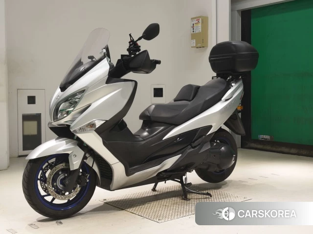 Проданный Suzuki BURGMAN 400 2022 из Японии, фото 3