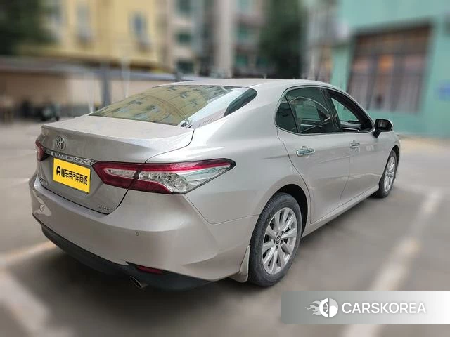 Toyota Camry 2020 Серебристо-серый из Китая, фото 4