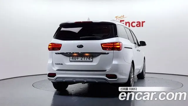 Kia The New Carnival id 2490108 из Кореи 14