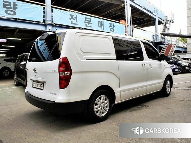 Hyundai The New Grand Starex id 4543650 из Кореи 13