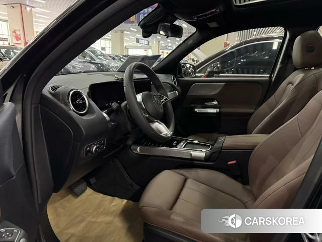 Mercedes-Benz GLB 2024 Черный из Китая, фото 6