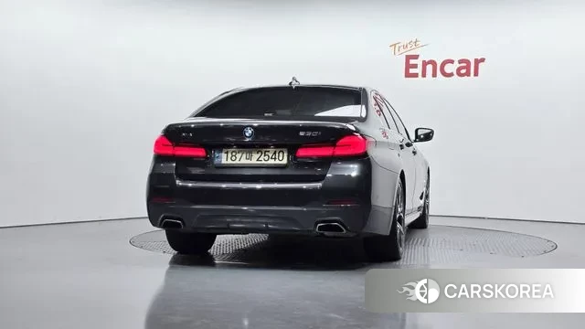 BMW 5 Series (G30) id 3639750 из Кореи 14