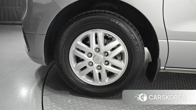 Hyundai The New Grand Starex id 4689364 из Кореи 25