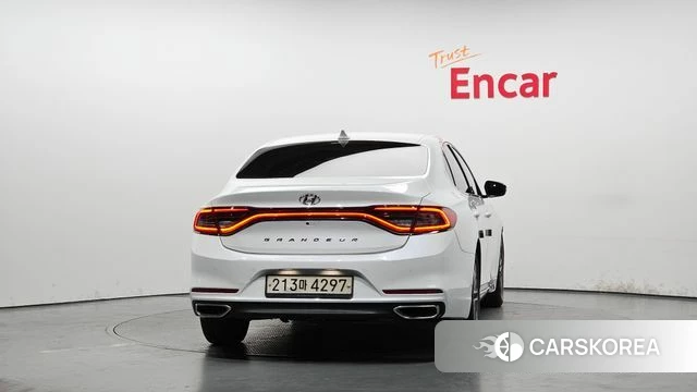Hyundai Grandeur IG id 4188507 из Кореи 14