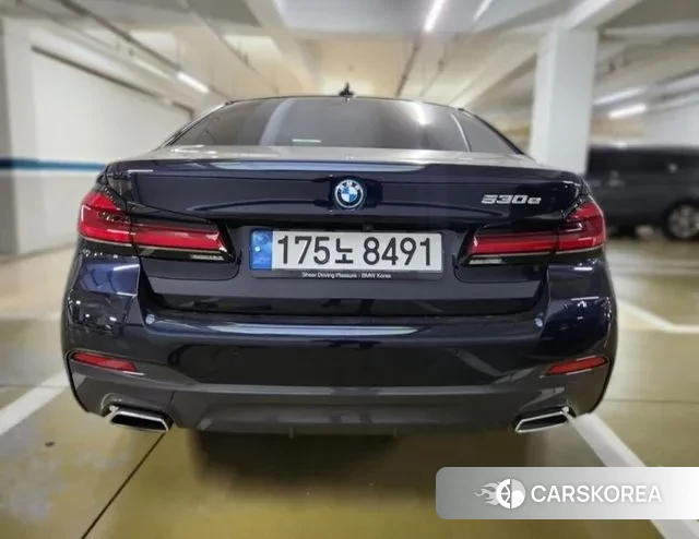 BMW 5 Series (G30) id 3448044 из Кореи 14