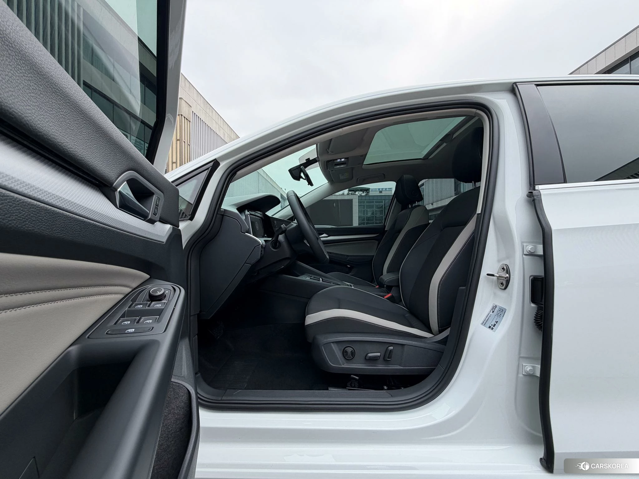 Volkswagen Golf id 4461756 из Китая 12