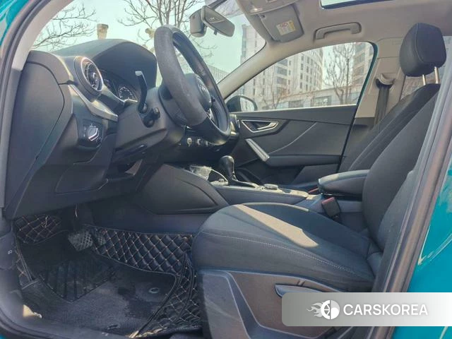 Audi Q2L 2021 Синий из Китая, фото 4