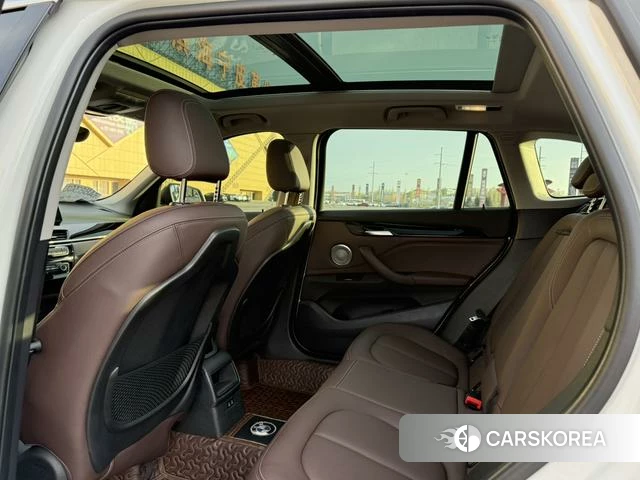 BMW X1 2022 Белый из Китая, фото 5