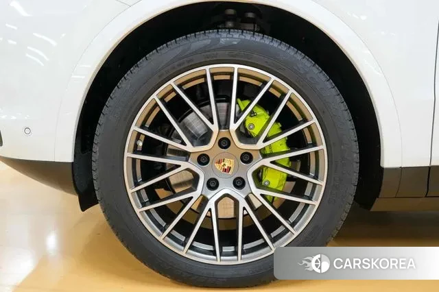 Porsche Cayenne (PO536) id 3590973 из Кореи 14