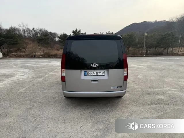 Hyundai Staria 2024 Серый из Кореи, фото 5