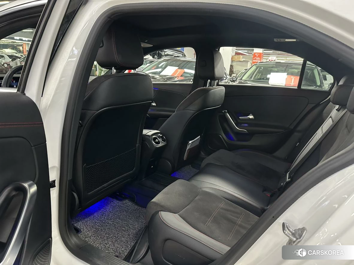 Mercedes-Benz Class A 2022 Белый из Китая, фото 6