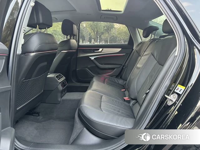 Audi A6L id 4261086 из Китая 8