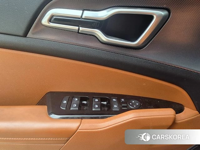 Kia Sportage 5th Generation 2022 Белый из Кореи, фото 4