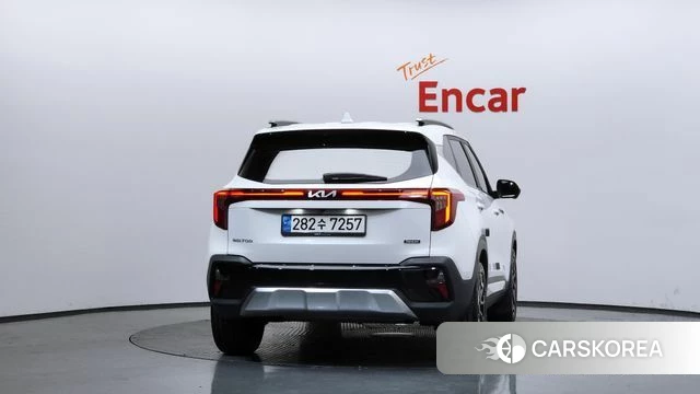 Kia The New Seltos id 4330023 из Кореи 30