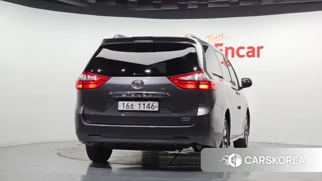 Toyota Sienna id 3754650 из Кореи 14