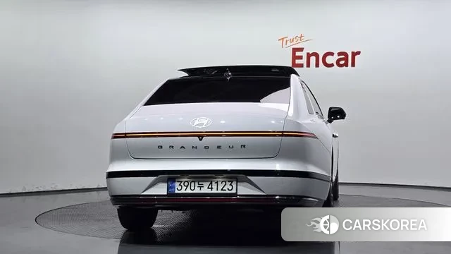 Hyundai Grandeur Hybrid (GN7) id 3053189 из Кореи 14