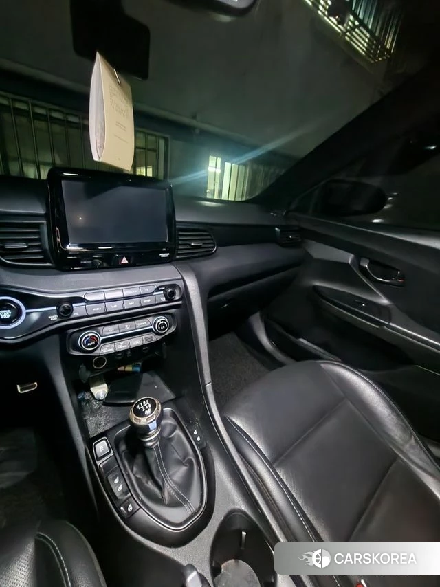 Hyundai Veloster (JS) 2019 Белый из Кореи, фото 4