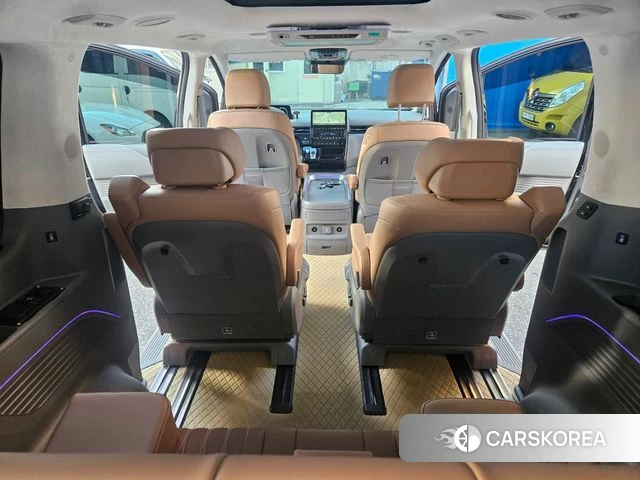 Hyundai Staria id 4333980 из Кореи 14