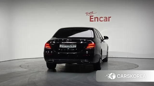 Mercedes-Benz E-Class W213 id 3469223 из Кореи 15