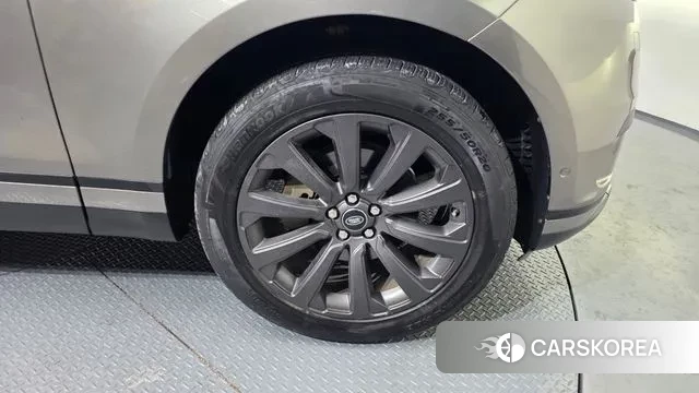 Land Rover Range Rover Velar id 3617246 из Кореи 14