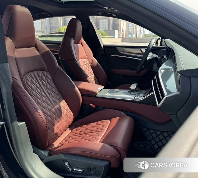 Audi A7L 2023 Черный из Китая, фото 4