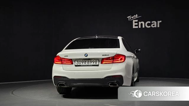 BMW 5 Series (G30) id 4434999 из Кореи 14
