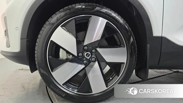 Volvo C40 Richards id 4457288 из Кореи 24