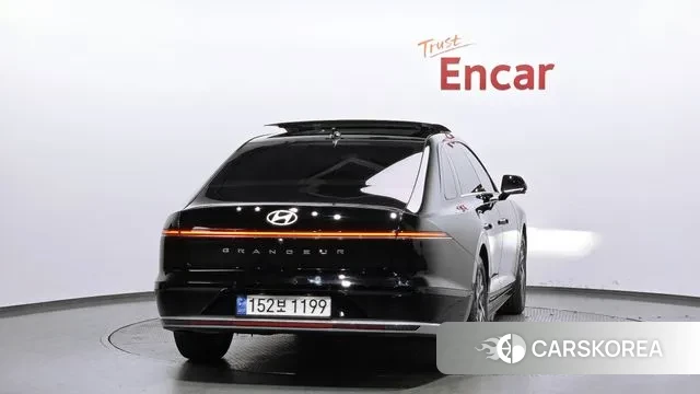 Hyundai Grandeur (GN7) id 3696594 из Кореи 14