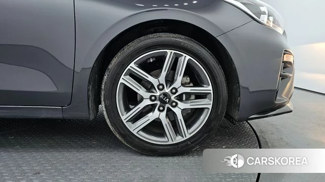 Kia Come New K3 id 3867232 из Кореи 14