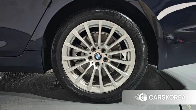 BMW 5 Series (G30) id 4780501 из Кореи 28