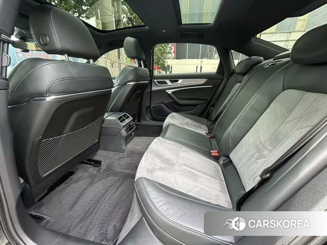 Audi A6L PHEV 2023 Черный из Китая, фото 4