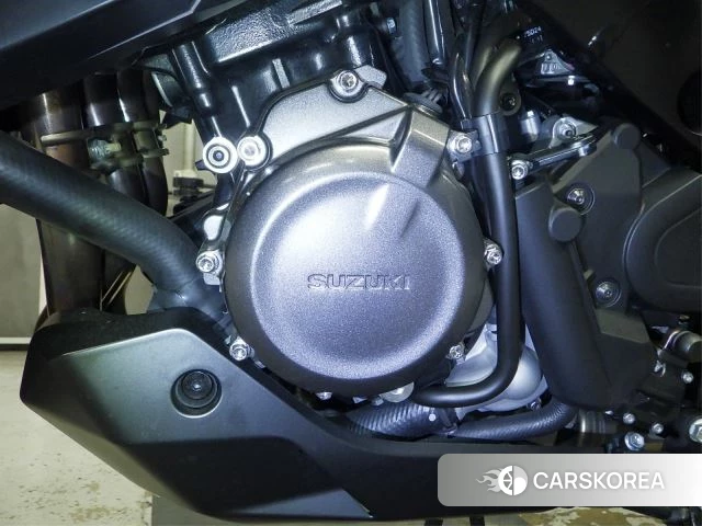 Engine photo