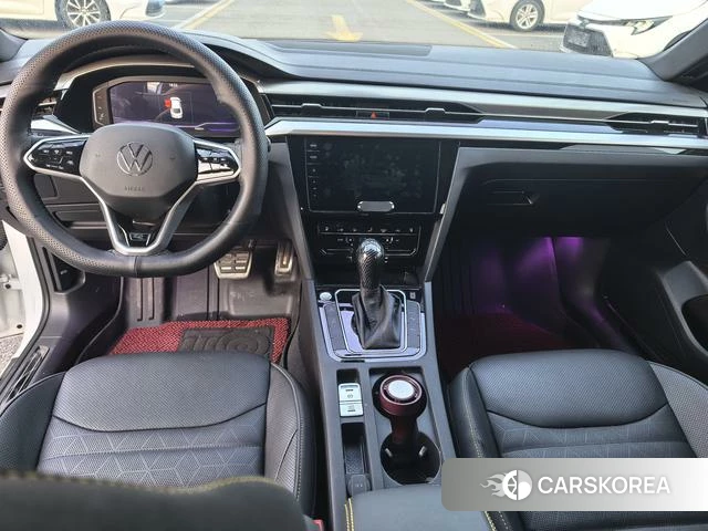 Volkswagen CC 2023 Белый из Китая, фото 4