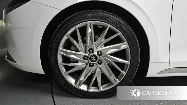 Hyundai The New Grandeur IG id 4308954 из Кореи 25