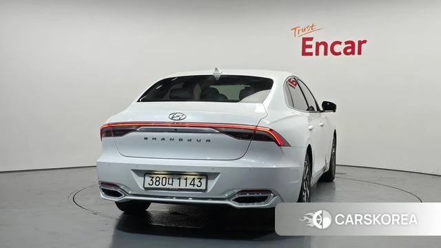 Hyundai The New Grandeur IG Hybrid id 4586297 из Кореи 14