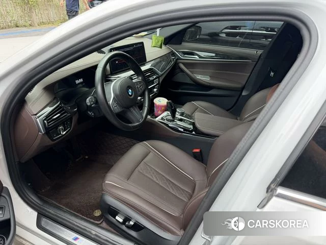 BMW 5 series 2023 Белый из Китая, фото 4