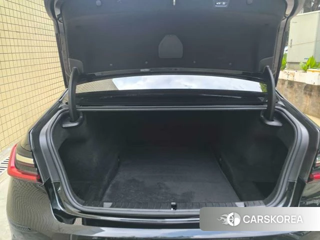 BMW 7 series id 4297255 из Китая 9