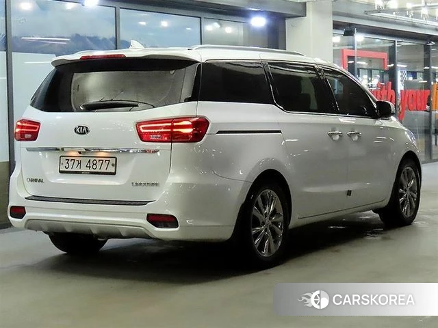 Kia The New Carnival id 3824927 из Кореи 14
