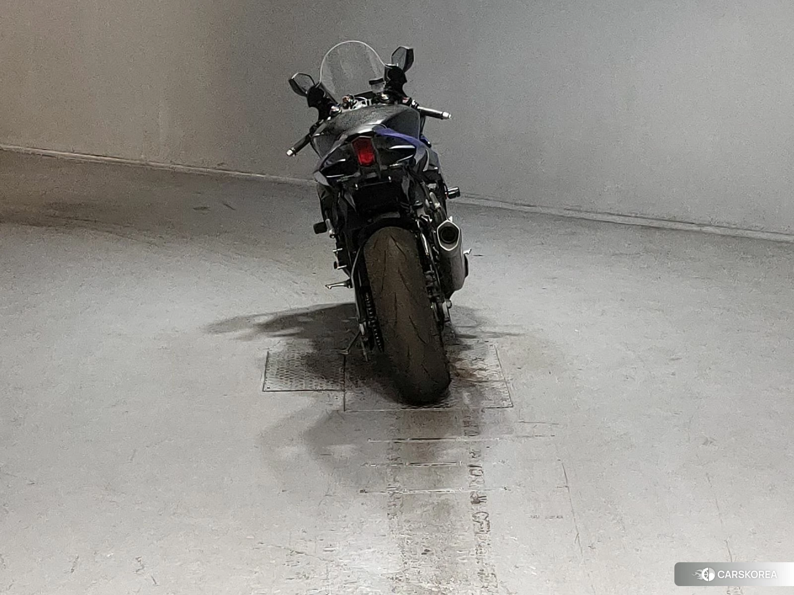 Yamaha YZF-R1 2017 из Японии, фото 3