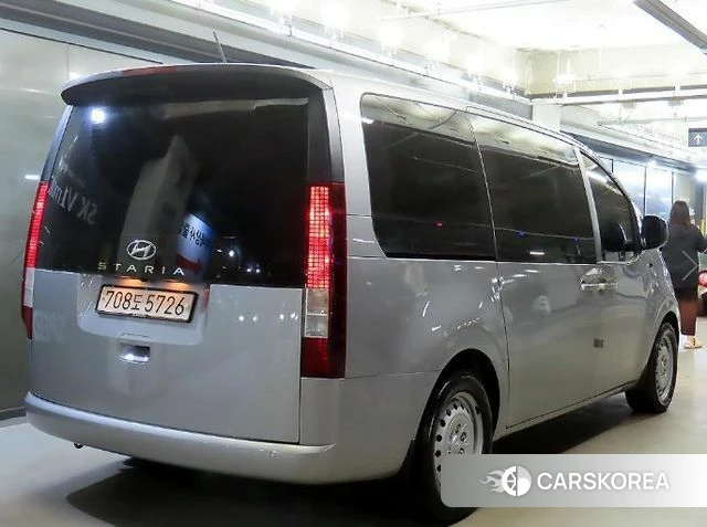 Hyundai Staria id 4343940 из Кореи 14