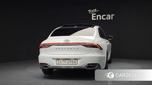 Hyundai The New Grandeur IG id 4618921 из Кореи 14