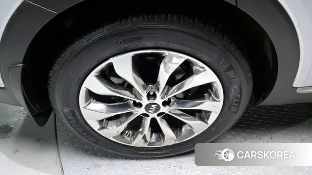 Kia The New Sorento id 3622483 из Кореи 14