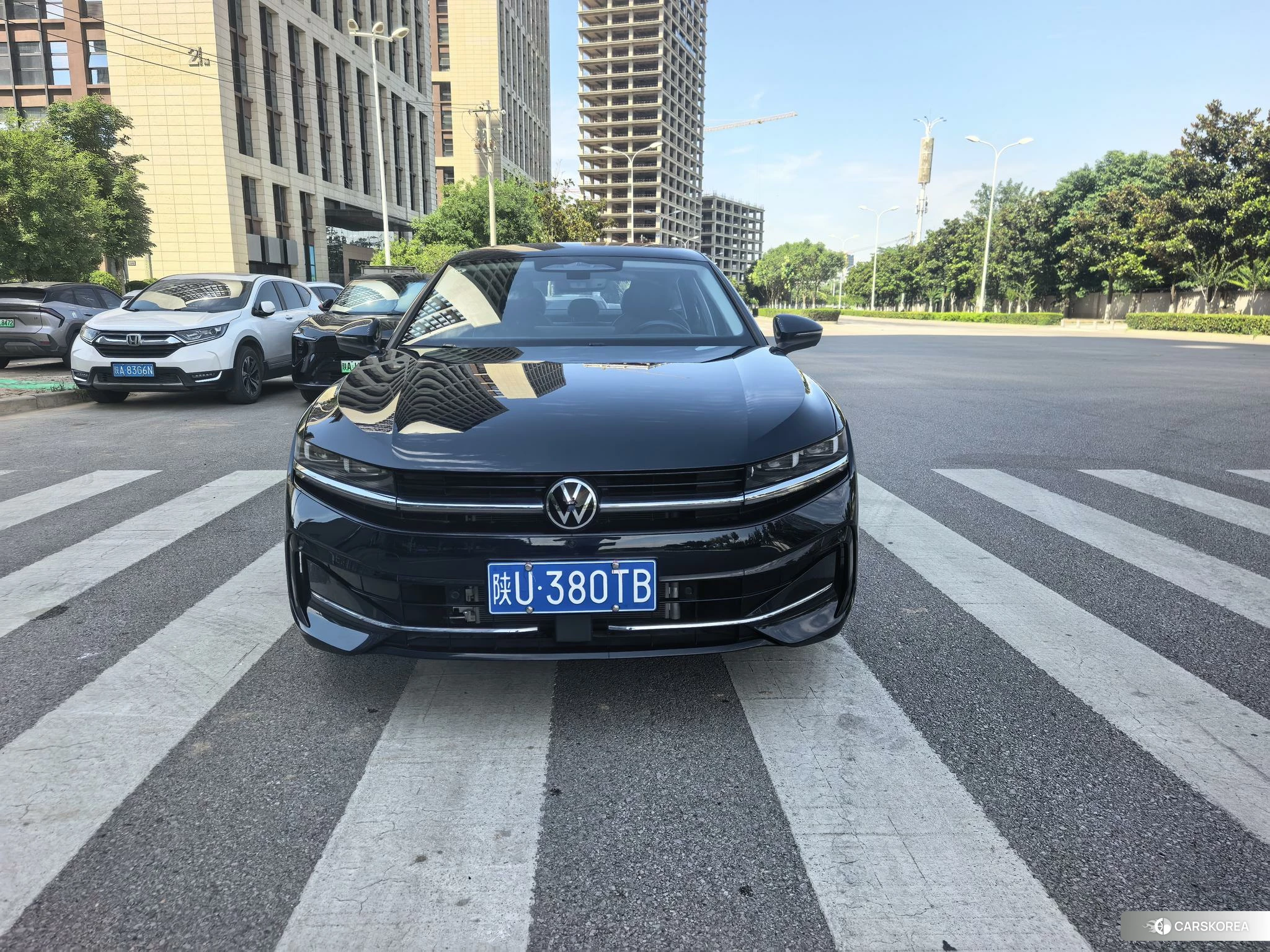 Volkswagen Magotan 2024 Черный из Китая, фото 4