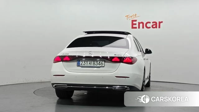 Mercedes-Benz E-Class W214 id 4554798 из Кореи 26