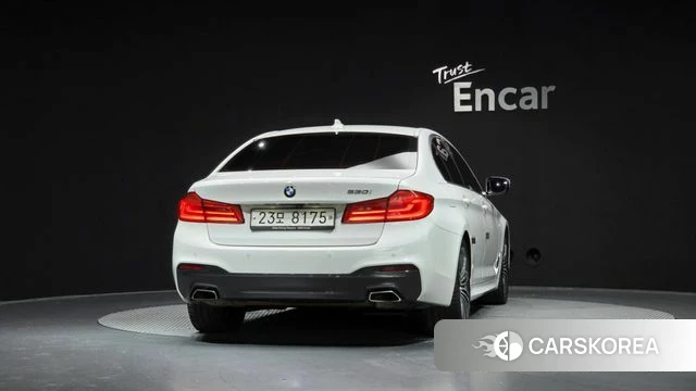 BMW 5 Series (G30) id 4595444 из Кореи 31