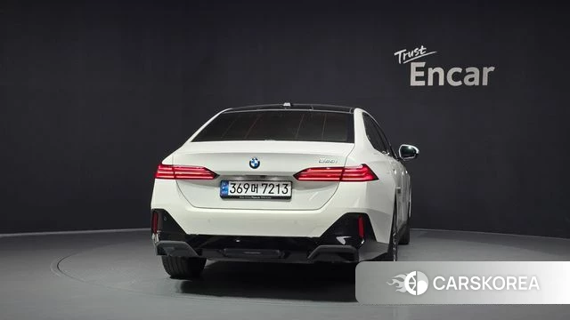 BMW 5 Series (G60) id 4778459 из Кореи 29